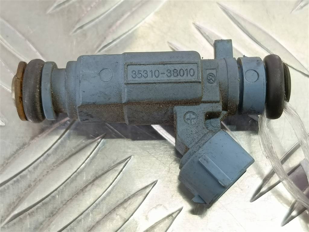 форсунка топливная Hyundai SANTA FE  3531038010, 1670 рублей, Москва