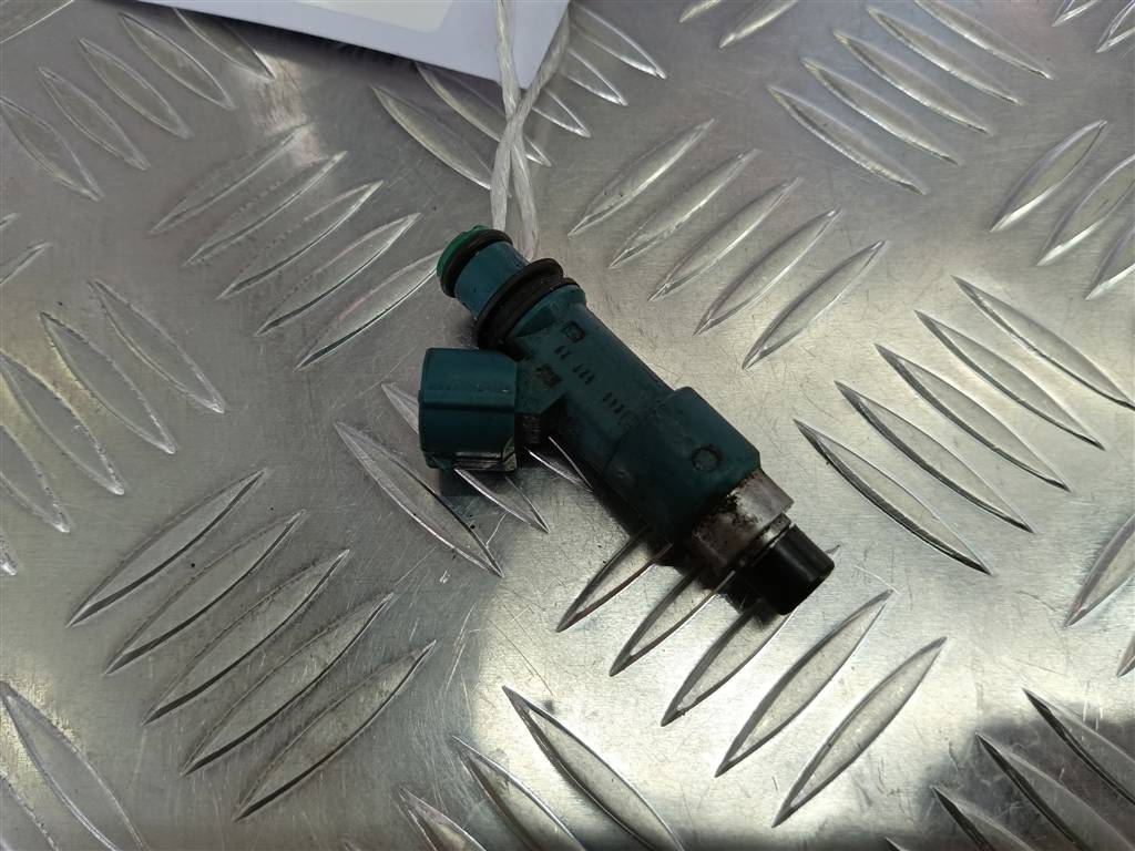 форсунка топливная SUZUKI Grand Vitara 2.0 4WD MT (140 л.с.)Grand Vitara  II (2005—2008) Внедорожник 1571065J00, 750 рублей, Москва