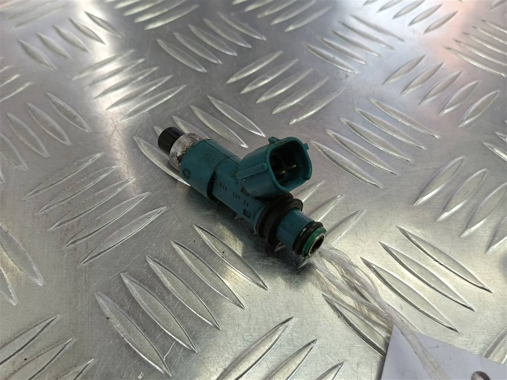 форсунка топливная SUZUKI Grand Vitara 2.0 4WD MT (140 л.с.)Grand Vitara  II (2005—2008) Внедорожник 1571065J00, 750 рублей, Москва