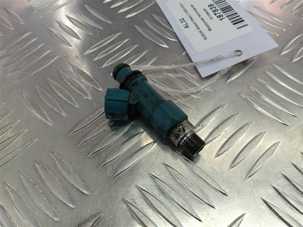 форсунка топливная SUZUKI Grand Vitara 2.0 4WD MT (140 л.с.)Grand Vitara  II (2005—2008) Внедорожник 1571065J00, 750 рублей, Москва