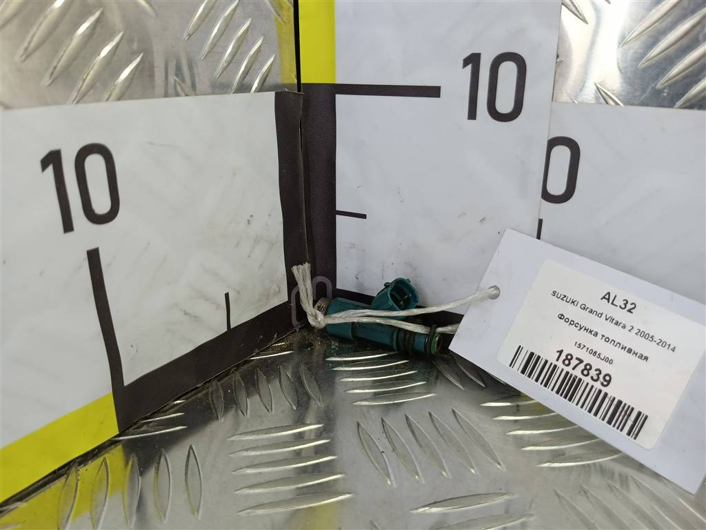 форсунка топливная SUZUKI Grand Vitara 2.0 4WD MT (140 л.с.)Grand Vitara  II (2005—2008) Внедорожник 1571065J00, 750 рублей, Москва