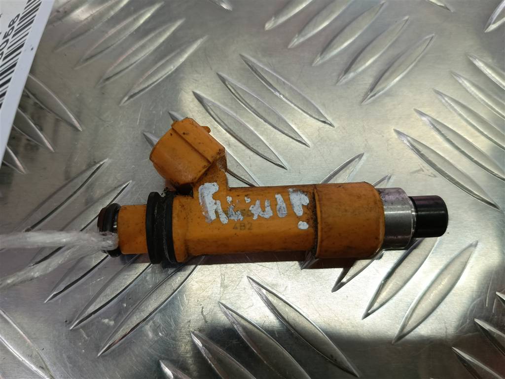 форсунка топливная SUZUKI JIMNY  1571086G00, 630 рублей, Москва