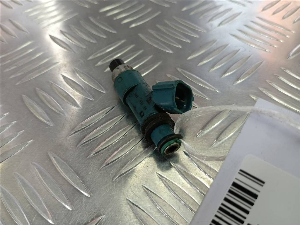 форсунка топливная SUZUKI Grand Vitara 2.0 4WD MT (140 л.с.)Grand Vitara  II (2005—2008) Внедорожник 1571065J00, 750 рублей, Москва