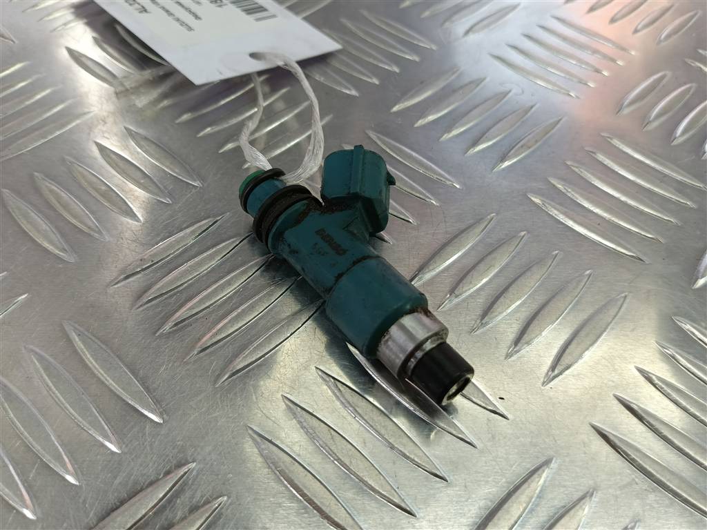 форсунка топливная SUZUKI Grand Vitara 2.0 4WD MT (140 л.с.)Grand Vitara  II (2005—2008) Внедорожник 1571065J00, 750 рублей, Москва