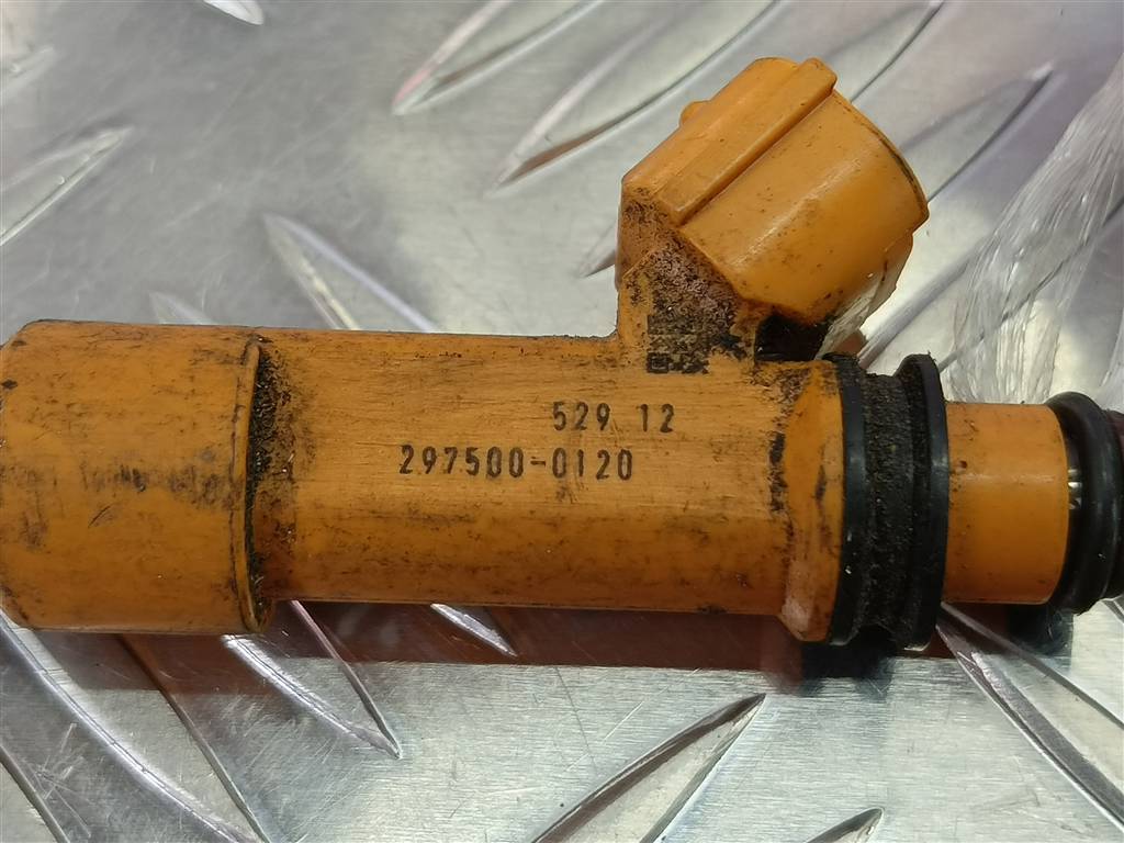 форсунка топливная SUZUKI JIMNY  1571086G00, 630 рублей, Москва