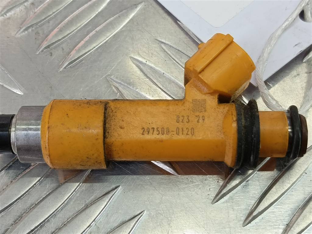 форсунка топливная SUZUKI JIMNY  1571086G00, 630 рублей, Москва