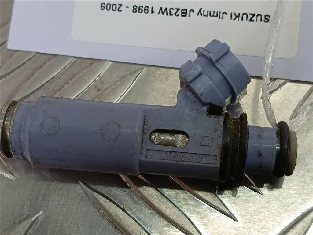 форсунка топливная SUZUKI JIMNY  1571080G01, 750 рублей, Москва