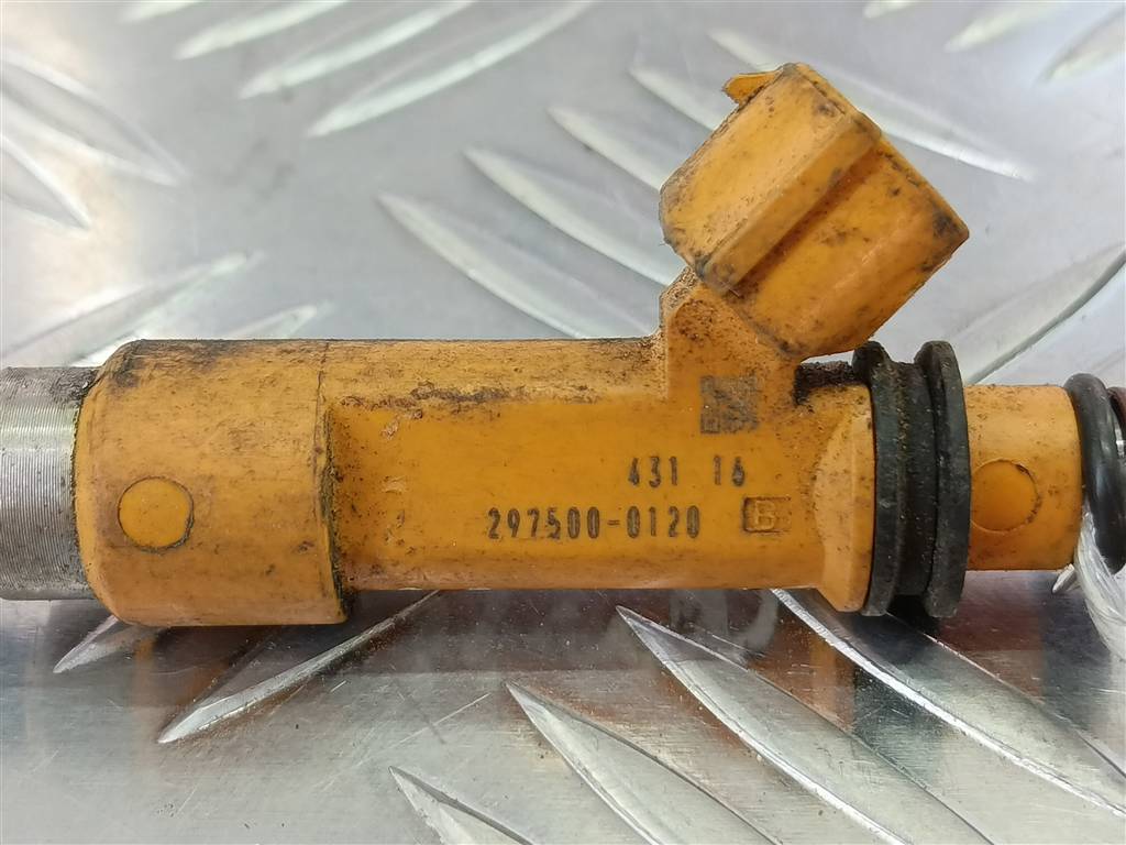 форсунка топливная SUZUKI JIMNY  1571086G00, 630 рублей, Москва