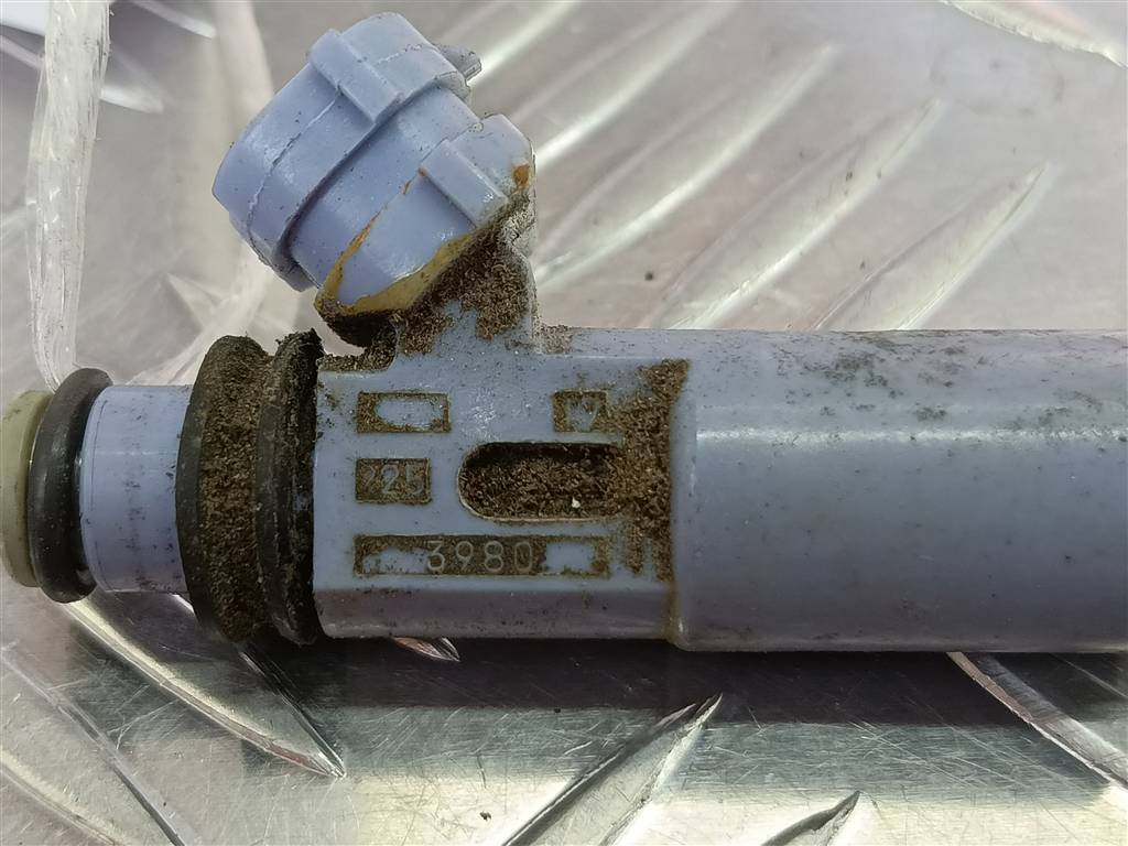 форсунка топливная SUZUKI JIMNY  1571080G01, 750 рублей, Москва