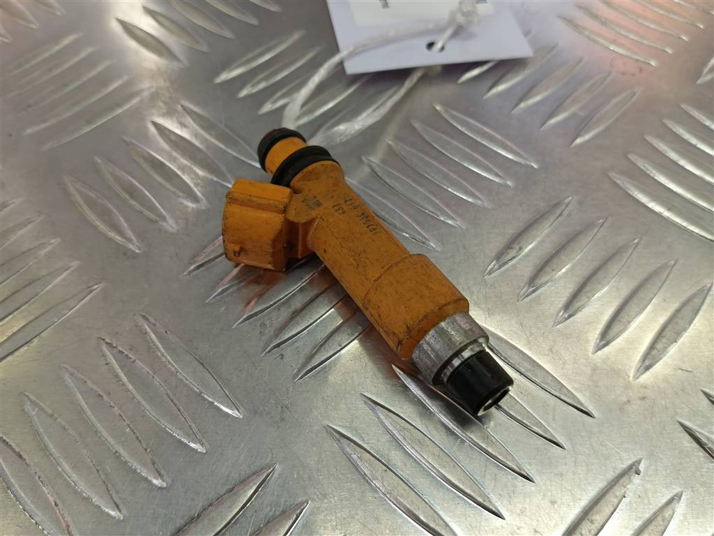 форсунка топливная SUZUKI JIMNY  1571086G00, 630 рублей, Москва