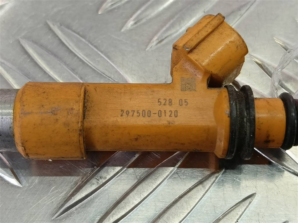 форсунка топливная SUZUKI JIMNY  1571086G00, 630 рублей, Москва