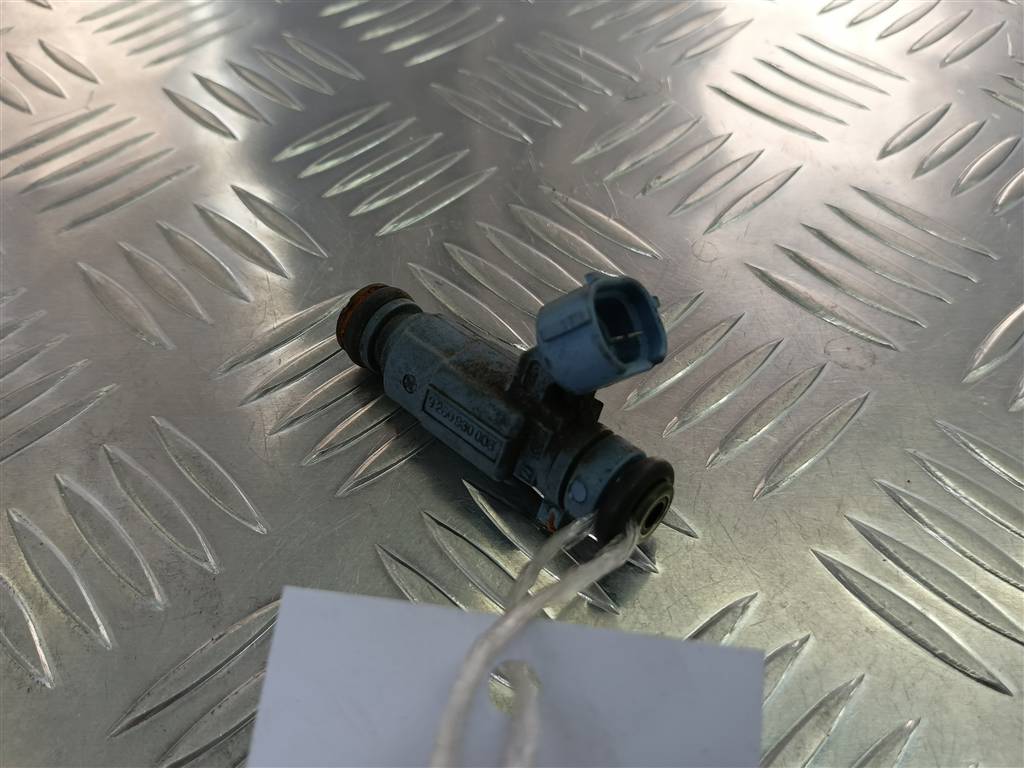 форсунка топливная Hyundai SANTA FE  3531038010, 1670 рублей, Москва