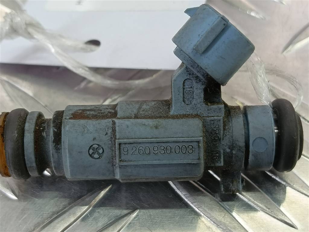 форсунка топливная Hyundai SANTA FE  3531038010, 1670 рублей, Москва