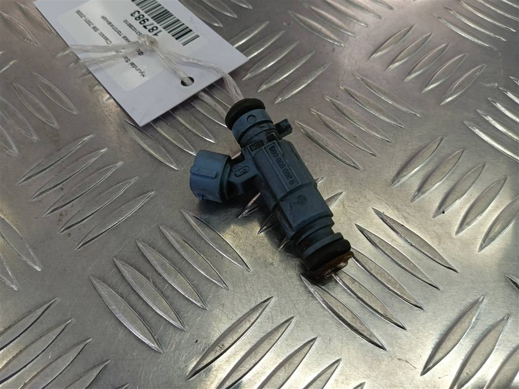 форсунка топливная Hyundai SANTA FE  3531038010, 1670 рублей, Москва