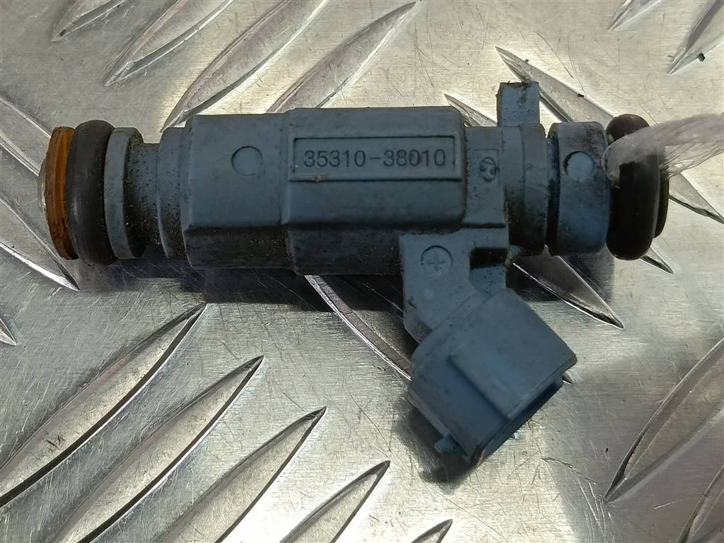 форсунка топливная Hyundai SANTA FE  3531038010, 1670 рублей, Москва