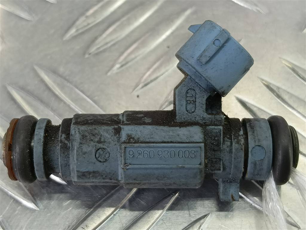 форсунка топливная Hyundai SANTA FE  3531038010, 1670 рублей, Москва