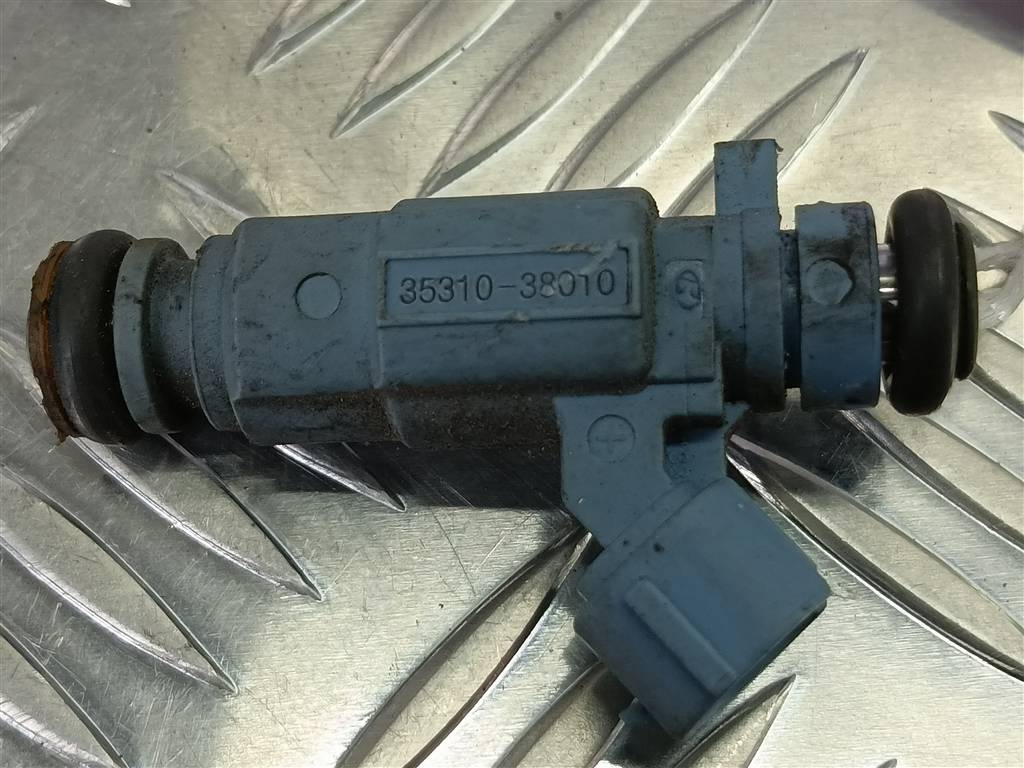 форсунка топливная Hyundai SANTA FE  3531038010, 1670 рублей, Москва