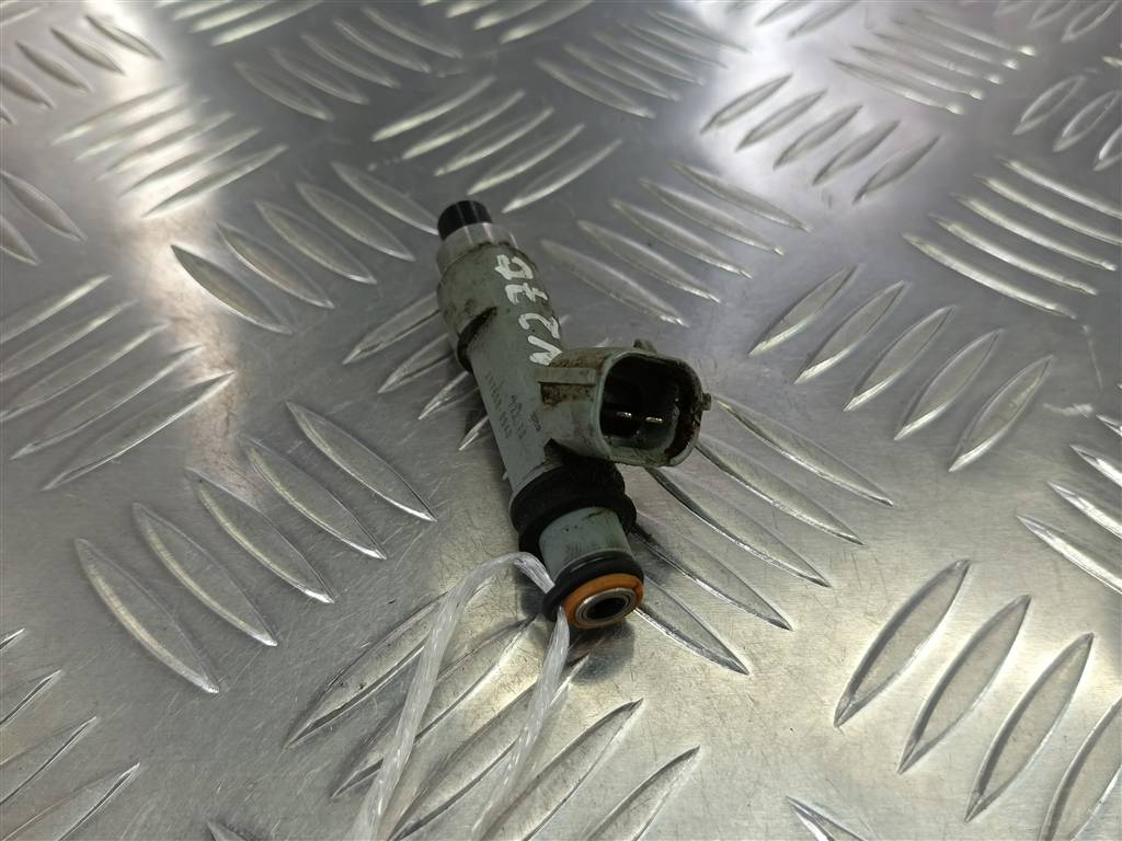 форсунка топливная SUZUKI Grand Vitara  1571064J00, 630 рублей, Москва