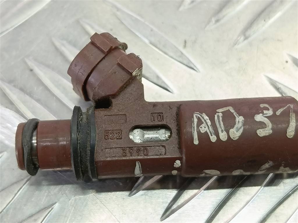 форсунка топливная SUZUKI LIANA 1.6 MT (103 л.с.)Liana  I (2001—2006) Седан 1571054G00, 630 рублей, Москва