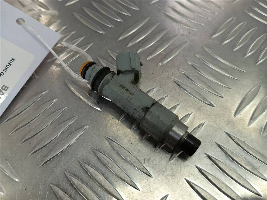 форсунка топливная SUZUKI Grand Vitara 1.6 4WD MT (106 л.с.)Grand Vitara  II (2005—2008) Внедорожник 1571064J00, 630 рублей, Москва