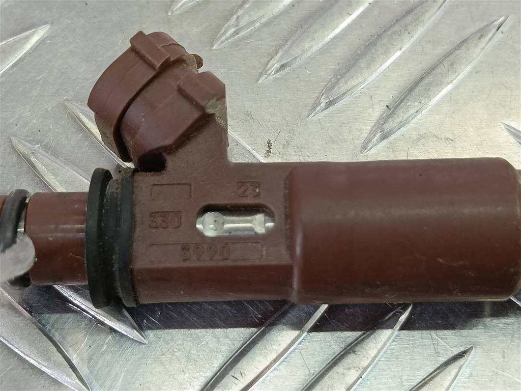 форсунка топливная SUZUKI LIANA 1.6 MT (106 л.с.)Liana  I рестайлинг (2004—2008) Универсал 1571054G00, 630 рублей, Москва