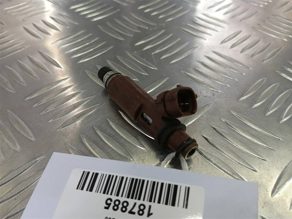 форсунка топливная SUZUKI LIANA  1571054G00, 630 рублей, Москва