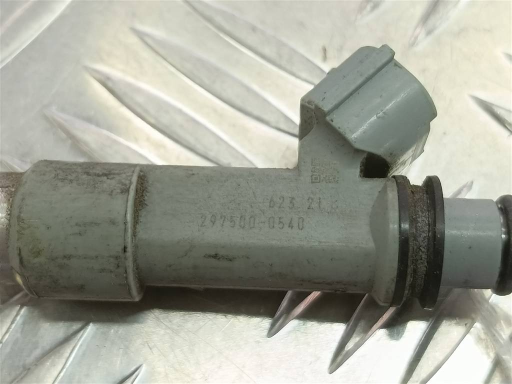 форсунка топливная SUZUKI Grand Vitara 1.6 4WD MT (106 л.с.)Grand Vitara  II (2005—2008) Внедорожник 1571064J00, 630 рублей, Москва