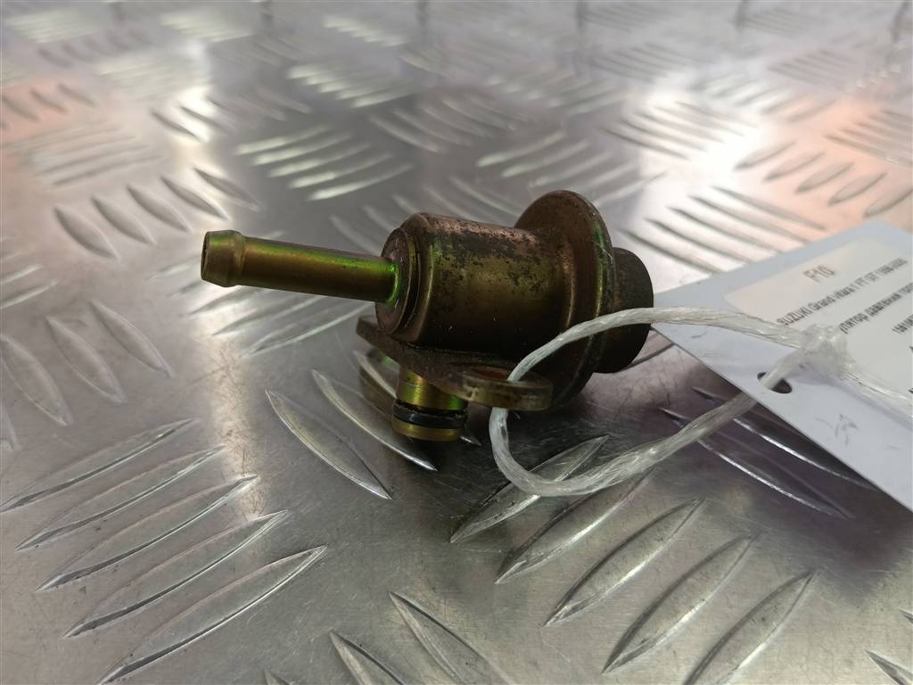 датчик давления топлива SUZUKI Grand Vitara 2.0 MT (128 л.с.)Grand Vitara  I (1997—2001) Внедорожник 15610-67D00, 980 рублей, Москва