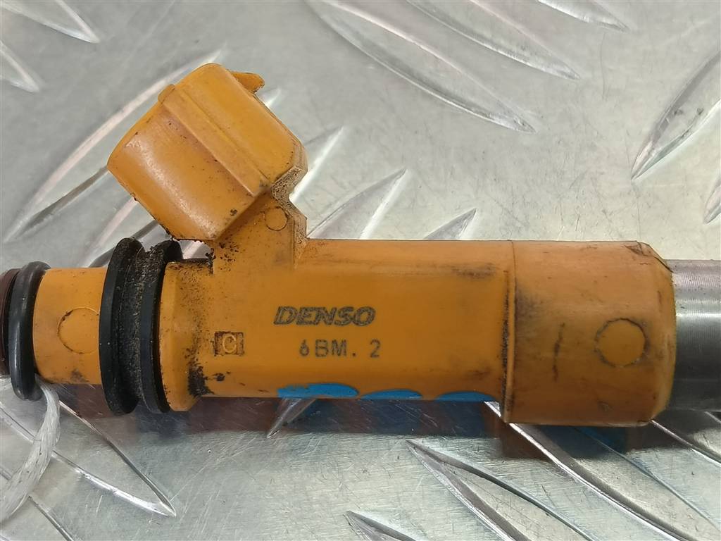 форсунка топливная SUZUKI JIMNY 1.3 AT (85 л.с.)Jimny  III рестайлинг (2005—2012) Внедорожник 1571086G00, 630 рублей, Москва