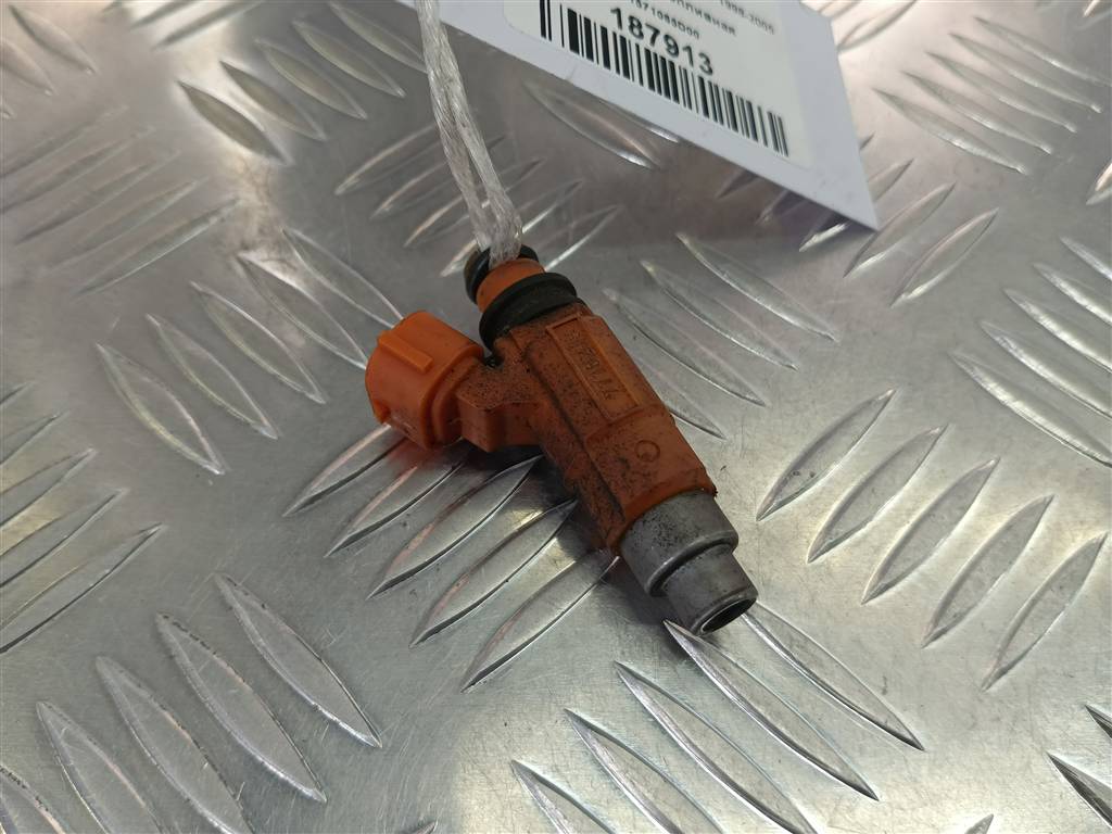 форсунка топливная SUZUKI Grand Vitara 2.0 MT (128 л.с.)Grand Vitara  I (1997—2001) Внедорожник 15710-65D00, 2240 рублей, Москва