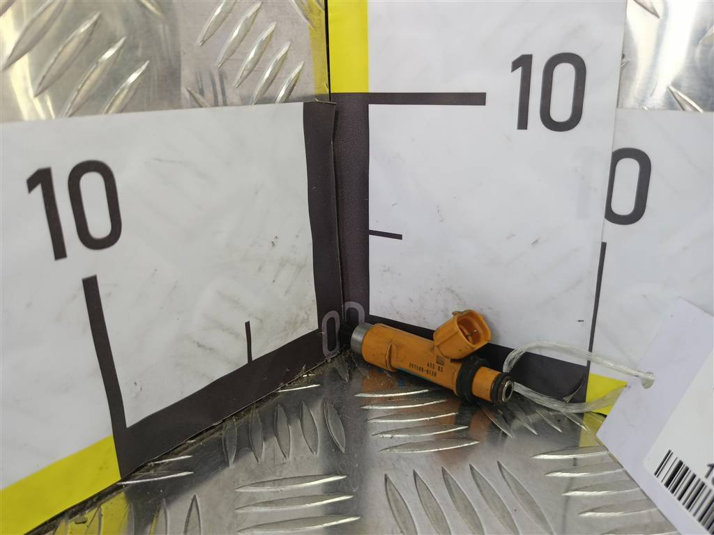 форсунка топливная SUZUKI JIMNY 1.3 AT (85 л.с.)Jimny  III рестайлинг (2005—2012) Внедорожник 1571086G00, 630 рублей, Москва