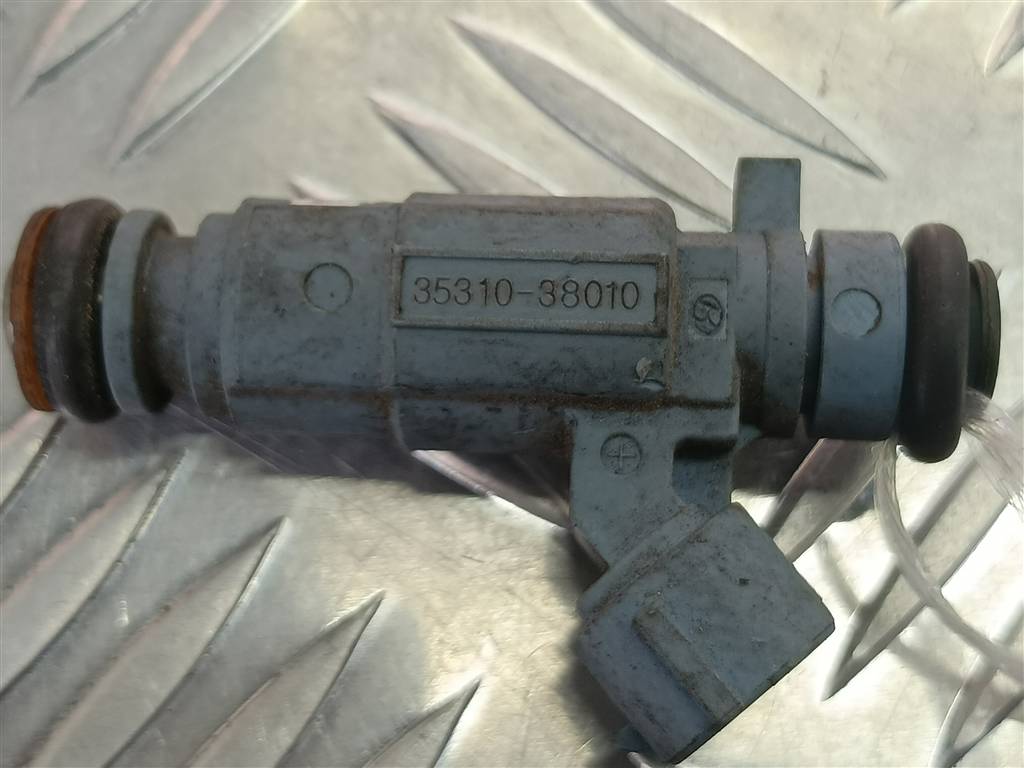 форсунка топливная Hyundai SANTA FE  3531038010, 1670 рублей, Москва