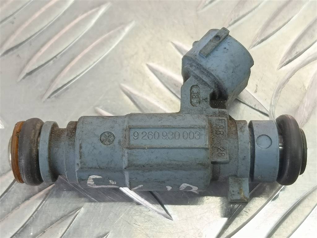 форсунка топливная Hyundai SANTA FE  3531038010, 1670 рублей, Москва