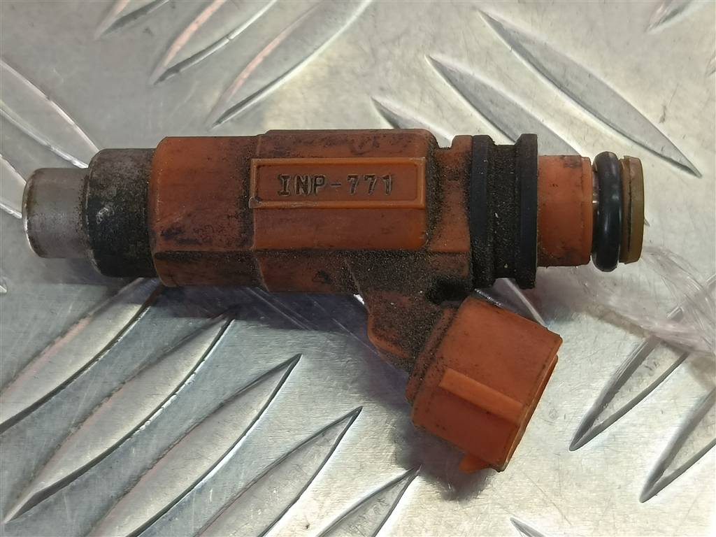 форсунка топливная SUZUKI Grand Vitara  15710-65D00, 2240 рублей, Москва