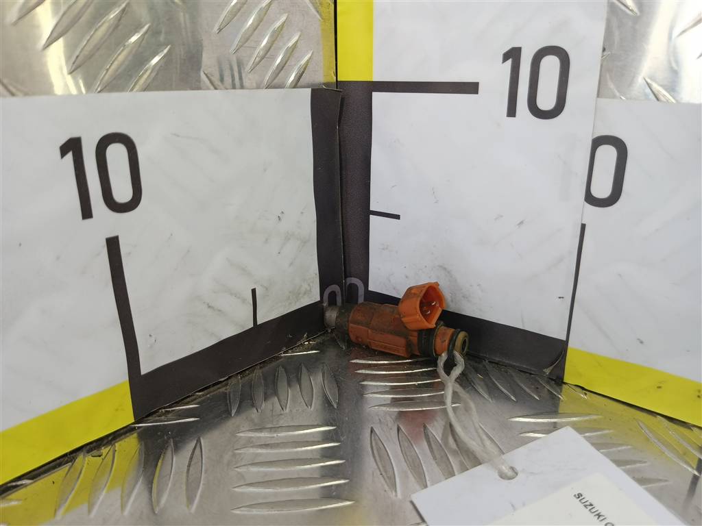 форсунка топливная SUZUKI Grand Vitara  15710-65D00, 2240 рублей, Москва