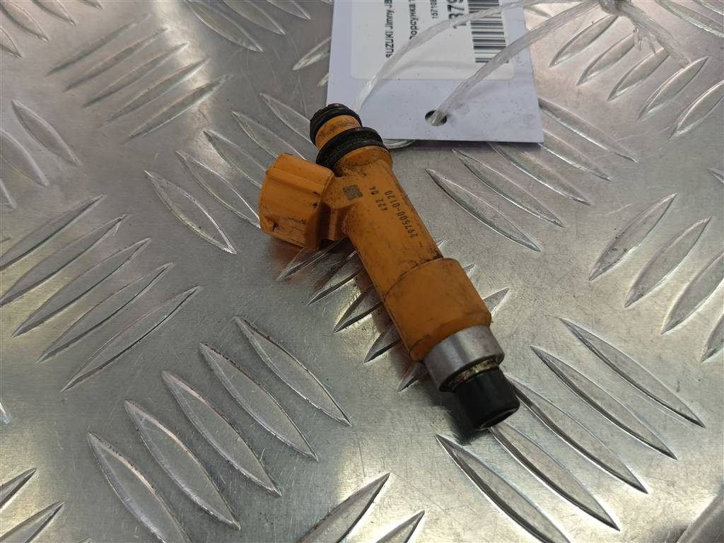 форсунка топливная SUZUKI JIMNY  1571086G00, 630 рублей, Москва