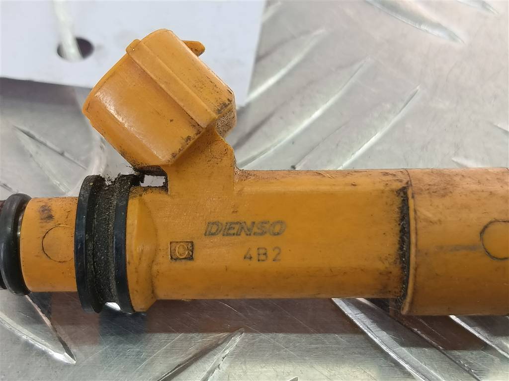 форсунка топливная SUZUKI JIMNY  1571086G00, 630 рублей, Москва