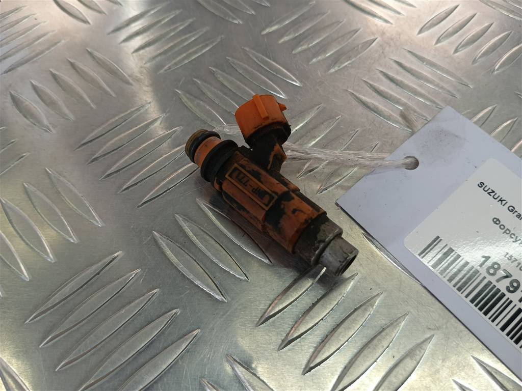 форсунка топливная SUZUKI Grand Vitara 2.0 MT (128 л.с.)Grand Vitara  I (1997—2001) Внедорожник 15710-65D00, 2240 рублей, Москва