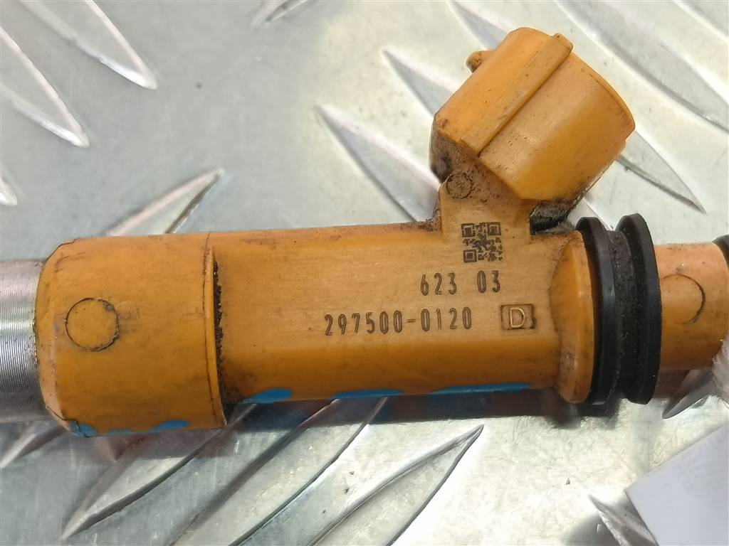 форсунка топливная SUZUKI JIMNY 1.3 AT (85 л.с.)Jimny  III рестайлинг (2005—2012) Внедорожник 1571086G00, 630 рублей, Москва