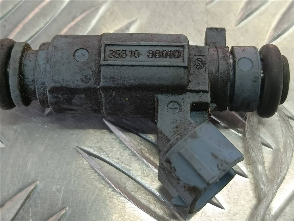 форсунка топливная Hyundai SANTA FE  3531038010, 1670 рублей, Москва