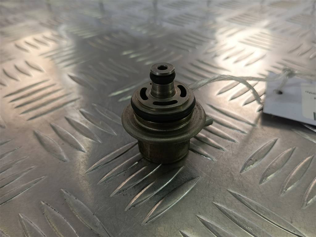 датчик давления топлива Hyundai SANTA FE  3530138300A, 1210 рублей, Москва