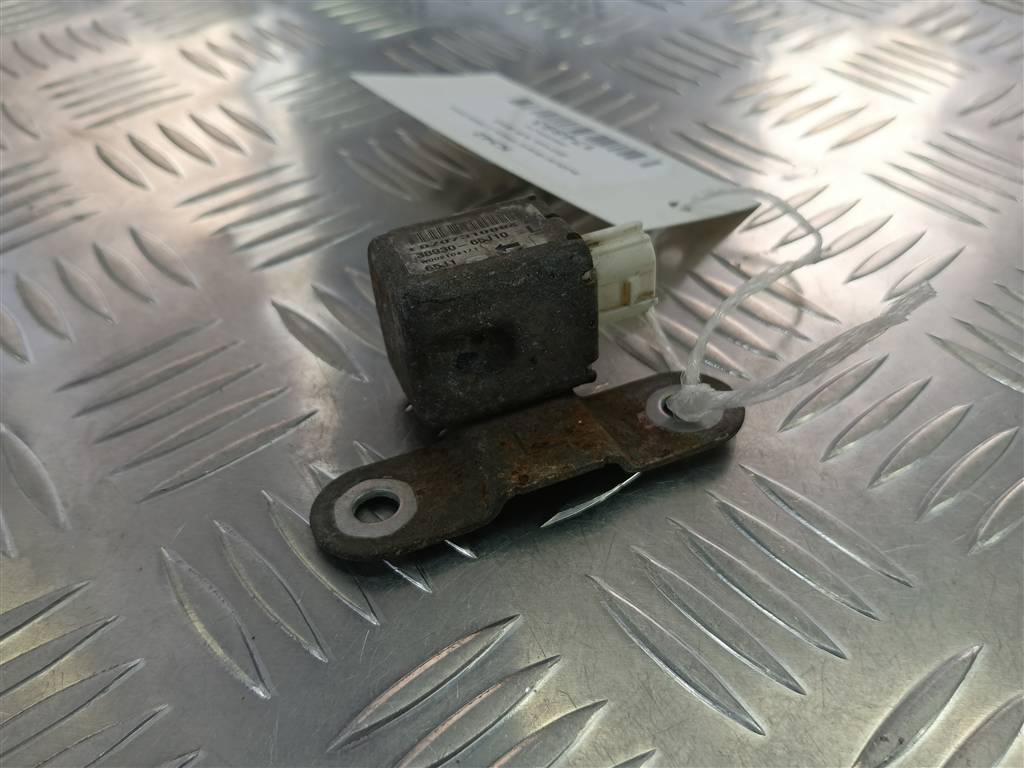 датчик удара (air bag) SUZUKI Grand Vitara 2.4 AT (169 л.с.)Grand Vitara  II рестайлинг (2008—2012) Внедорожник 3893065J10, 520 рублей, Москва