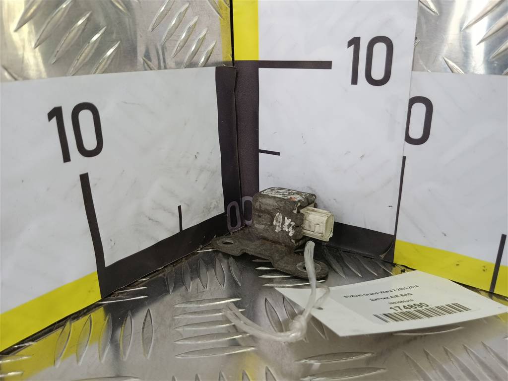 датчик удара (air bag) SUZUKI Grand Vitara  3893065J10, 520 рублей, Москва