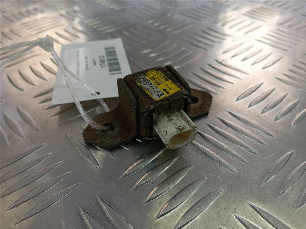 датчик удара (air bag) MITSUBISHI OUTLANDER  MR587733, 520 рублей, Москва