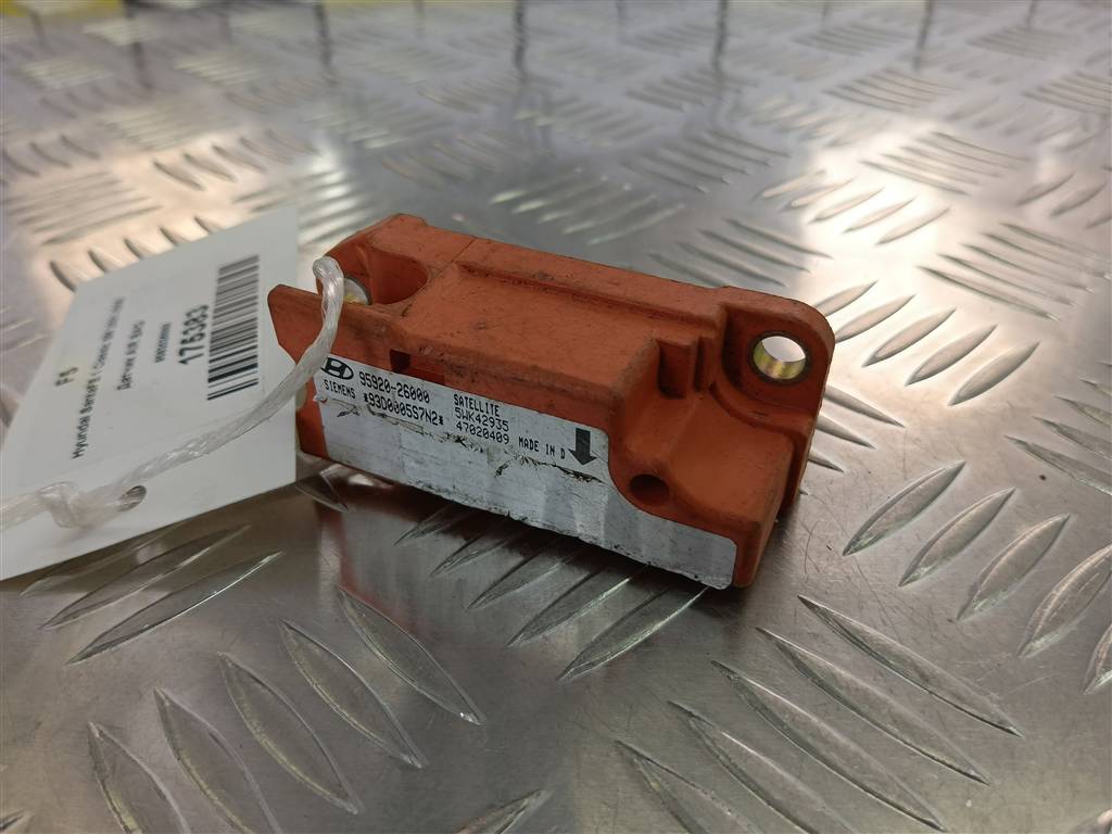 датчик удара (air bag) Hyundai SANTA FE  9592026000, 520 рублей, Москва