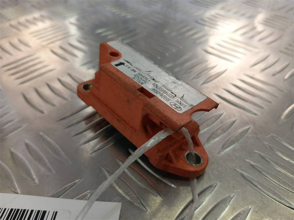 датчик удара (air bag) Hyundai SANTA FE  9592026000, 520 рублей, Москва