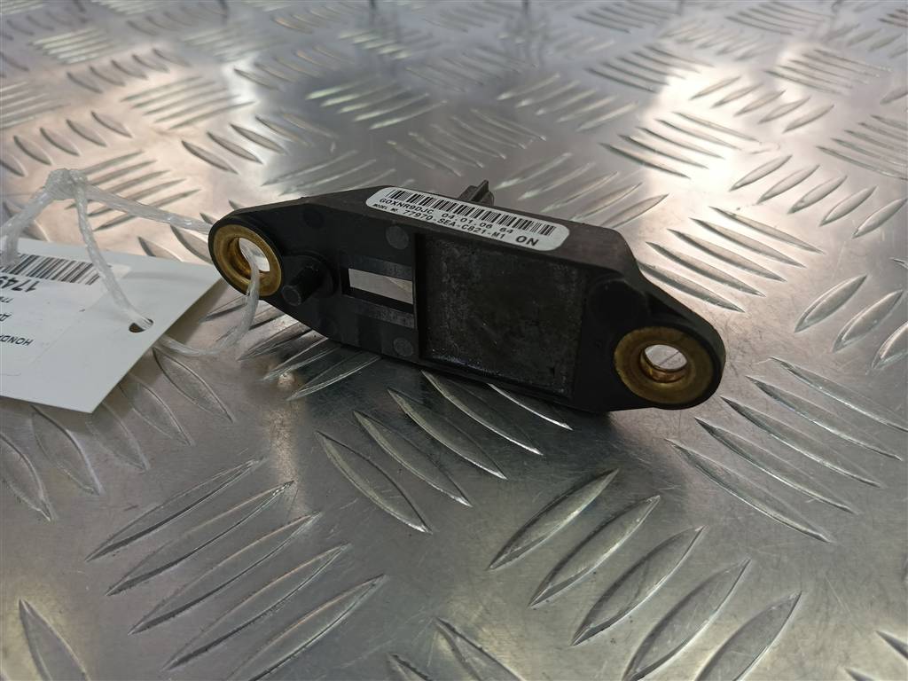 датчик удара (air bag) HONDA Accord 2.0 MT (155 л.с.)Accord  VII (2002—2006) Седан 77970SEAC82, 860 рублей, Москва