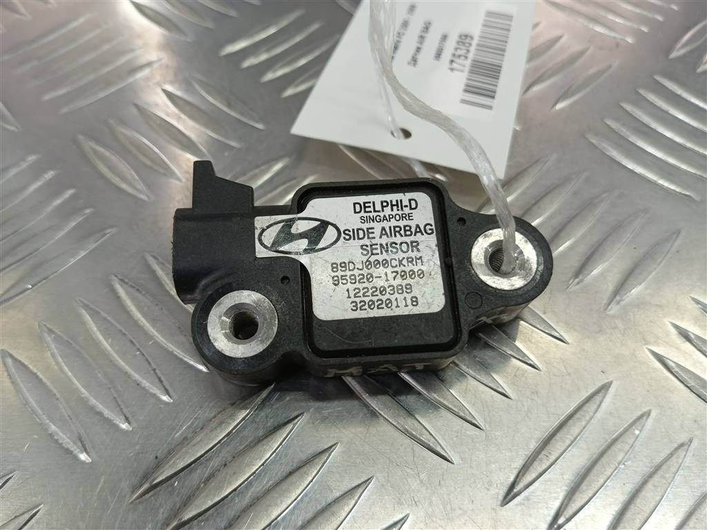 датчик удара (air bag) Hyundai MATRIX 1.6 MT (103 л.с.)Matrix  I рестайлинг (2005—2008) Минивэн 9592017000, 520 рублей, Москва