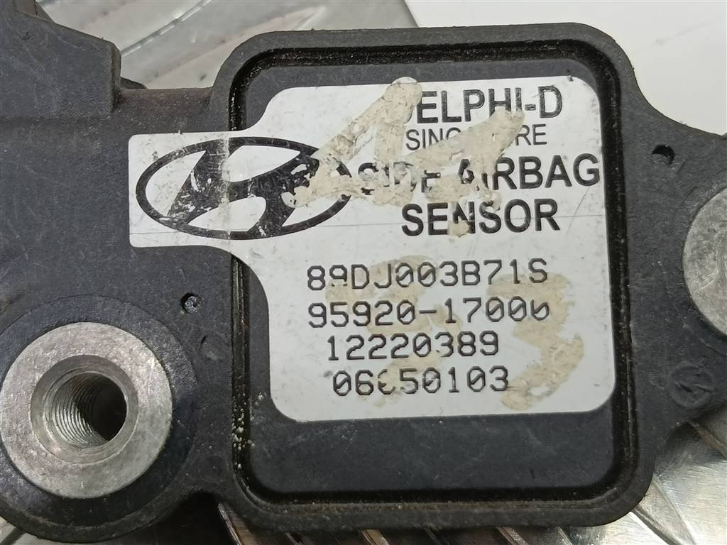 датчик удара (air bag) Hyundai MATRIX 1.6 MT (103 л.с.)Matrix  I рестайлинг (2005—2008) Минивэн 9592017000, 520 рублей, Москва