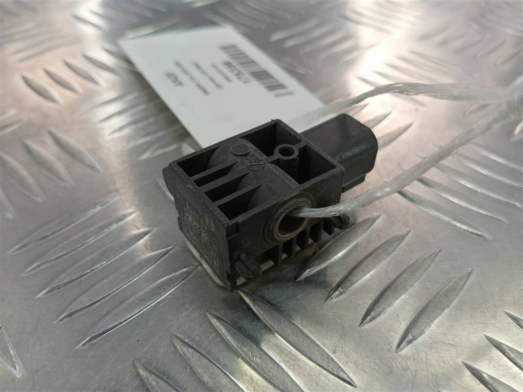 датчик удара (air bag) MAZDA 3  BP4K57K1XB, 630 рублей, Москва